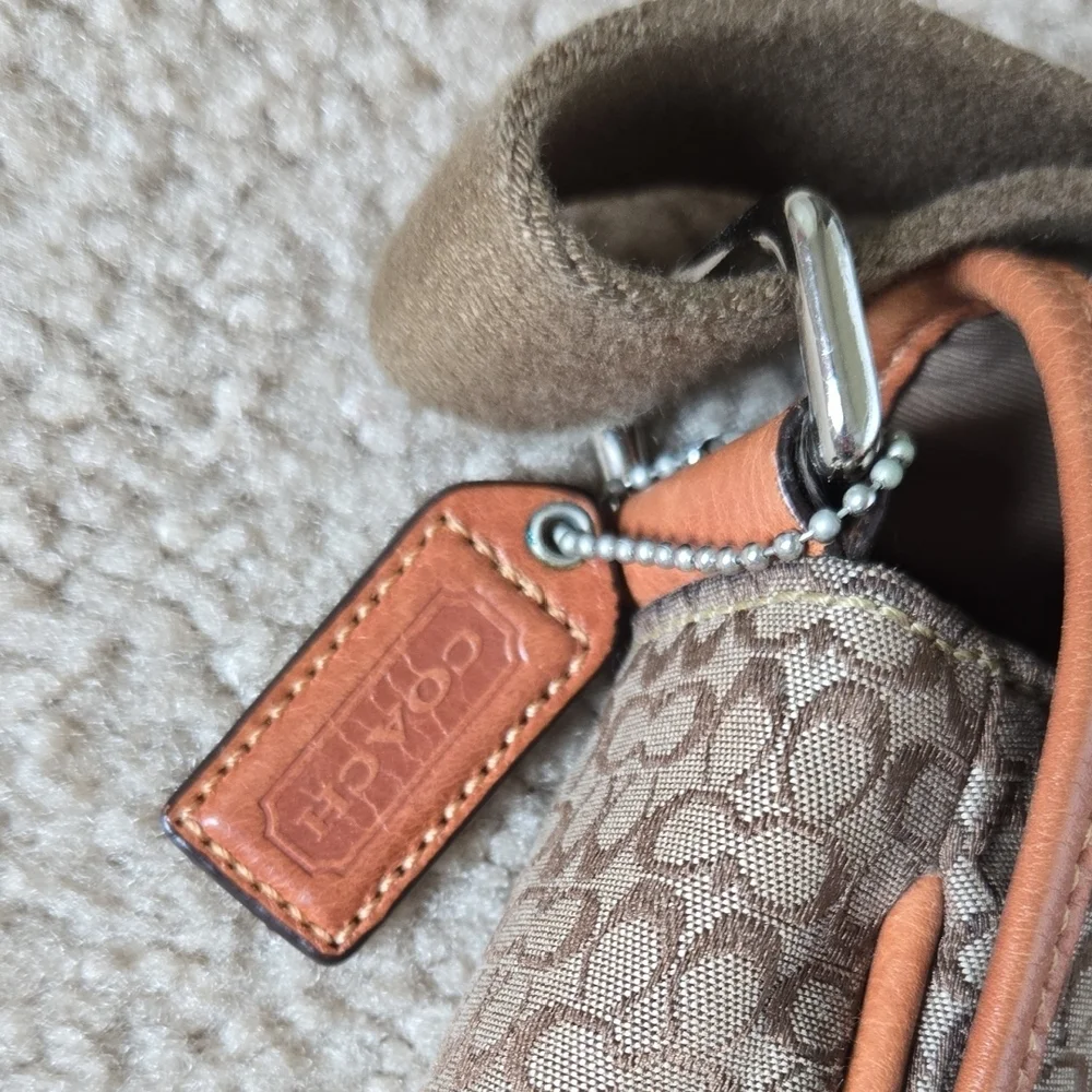 Coach Signature Hudson Commuter Messenger Bag F77004 Tan Laptop Diaper Travel
